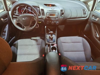 Zdjęcie 8 z 13 samochodu: 2018 KIA FORTE LX VIN:3KPFK4A79JE167442 - miniatura