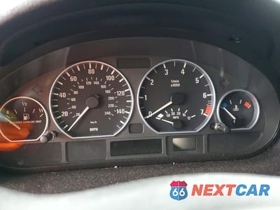 Zdjęcie 9 z 12 samochodu: 2005 BMW 330 I VIN:WBAEV53425KM39700 - miniatura