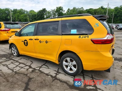 Drugie zdjęcie samochodu z przodu: 2016 TOYOTA SIENNA LE VIN:5TDKK3DC6GS763284 - miniatura