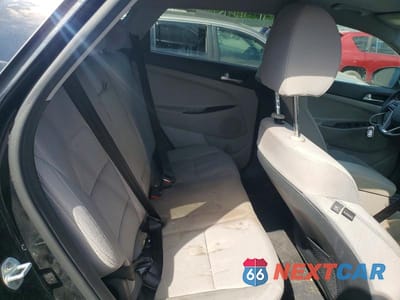 Zdjęcie 11 z 13 samochodu: 2019 HYUNDAI TUCSON VALUE VIN:KM8J3CA45KU845349 - miniatura