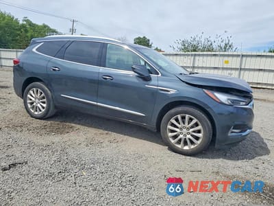 Czwarte zdjęcie samochodu z boku: 2021 BUICK ENCLAVE PREMIUM VIN:5GAEVBKW0MJ146811 - miniatura