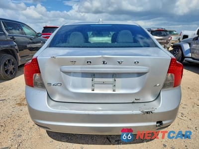 Zdjęcie 6 z 12 samochodu: 2009 VOLVO S40 2.4I VIN:YV1MS382092462783 - miniatura