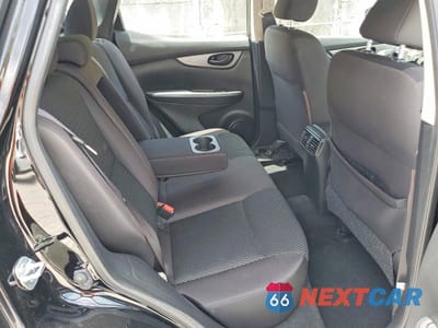 Zdjęcie 10 z 12 samochodu: 2018 NISSAN ROGUE SPORT S VIN:JN1BJ1CP4JW102052 - miniatura