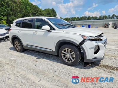 Czwarte zdjęcie samochodu z boku: 2019 HYUNDAI SANTA FE SE VIN:5NMS23AD0KH041818 - miniatura
