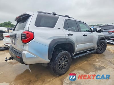 Trzecie zdjęcie samochodu z tyłu: 2025 TOYOTA 4RUNNER SR5 VIN:JTEVA5AR7S5003489 - miniatura