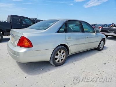 Trzecie zdjęcie samochodu z tyłu: 2002 TOYOTA AVALON XLS VIN:4T1BF28B82U247394 - miniatura