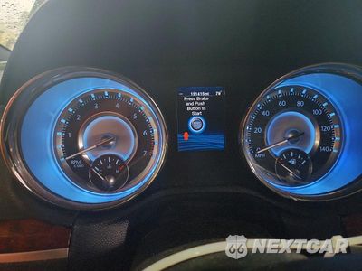 Zdjęcie 9 z 12 samochodu: 2012 CHRYSLER 300 LIMITED VIN:2C3CCACG8CH249864 - miniatura