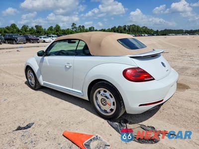 Drugie zdjęcie samochodu z przodu: 2018 VOLKSWAGEN BEETLE S VIN:3VW5DAAT8JM502890 - miniatura