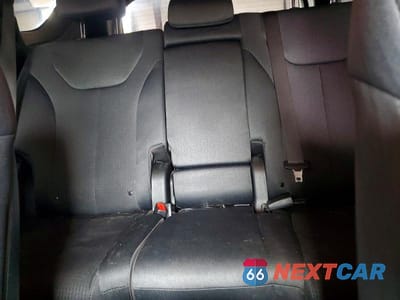 Zdjęcie 10 z 13 samochodu: 2023 HYUNDAI SANTA FE SEL VIN:5NMS24AJ8PH570145 - miniatura