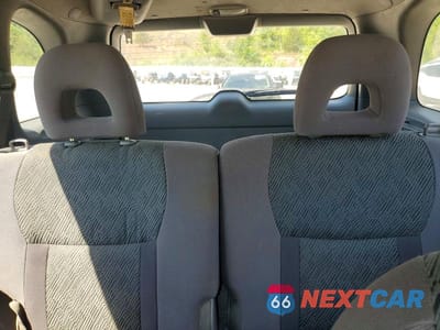 Zdjęcie 10 z 13 samochodu: 2001 TOYOTA RAV4 BASE VIN:JTEHH20V810043386 - miniatura