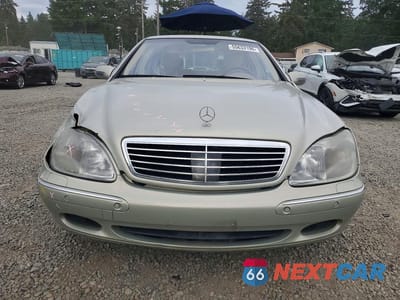 Piąte zdjęcie samochodu w środku: 2002 MERCEDES-BENZ S 500 VIN:WDBNG75J92A242888 - miniatura