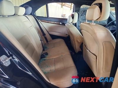 Zdjęcie 10 z 12 samochodu: 2008 MERCEDES-BENZ C 350 VIN:WDDGF56X28F032106 - miniatura