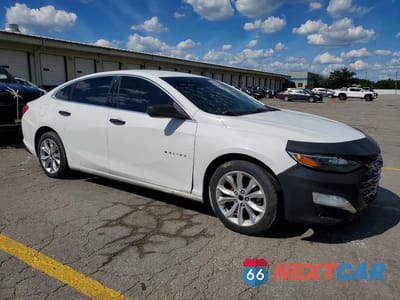 Czwarte zdjęcie samochodu z boku: 2020 CHEVROLET MALIBU VIN:1G1ZD5ST2LF038503 - miniatura
