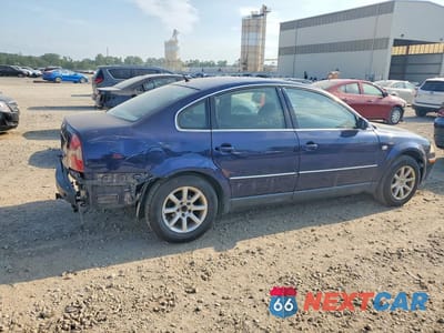 Trzecie zdjęcie samochodu z tyłu: 2003 VOLKSWAGEN PASSAT GLS VIN:WVWPD63B83P096281 - miniatura