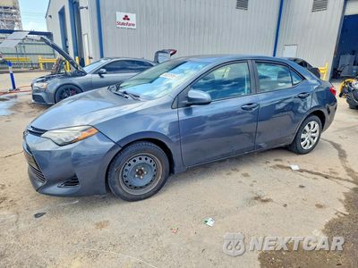 2017 TOYOTA COROLLA LE 5YFBURHEXHP574382 - główne zdjęcie licytacji z USA - miniatura