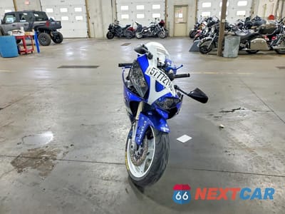 Drugie zdjęcie samochodu z przodu: 2001 YAMAHA YZFR1 VIN:JYARN05E41A010843 - miniatura
