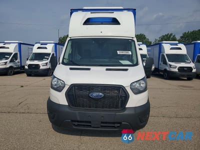 Piąte zdjęcie samochodu w środku: 2023 FORD TRANSIT DELIVERY TRUCK VIN:1FDBW5ZG0PKA23485 - miniatura