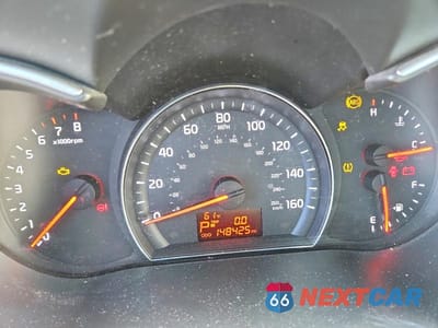 Zdjęcie 9 z 13 samochodu: 2014 KIA SORENTO LX VIN:5XYKT3A60EG505476 - miniatura