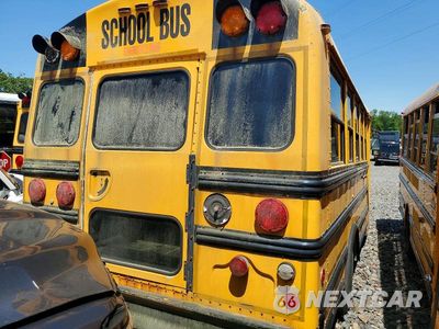 Czwarte zdjęcie samochodu z boku: 2006 GMC SAVANA CUT - SCHOOL BUS VIN:1GDJG31UX61169492 - miniatura