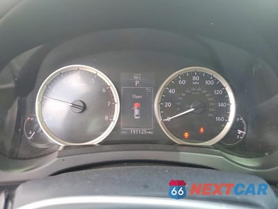 Zdjęcie 9 z 12 samochodu: 2016 LEXUS IS 200T VIN:JTHBA1D23G5008323 - miniatura