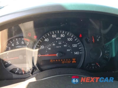 Zdjęcie 9 z 12 samochodu: 2005 NISSAN TITAN XE VIN:1N6AA06B05N540319 - miniatura