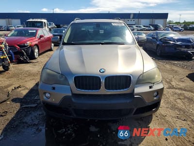 Piąte zdjęcie samochodu w środku: 2008 BMW X5 3.0I VIN:5UXFE43508L033051 - miniatura