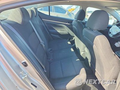 Zdjęcie 10 z 12 samochodu: 2020 HYUNDAI ELANTRA SEL VIN:5NPD84LFXLH563503 - miniatura