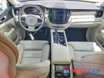 Zdjęcie 8 z 13 samochodu: 2021 VOLVO XC60 T6 INSCRIPTION VIN:YV4A22RL0M1723674 - miniatura