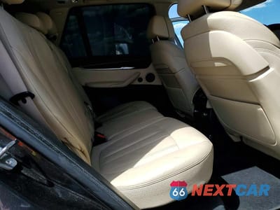 Zdjęcie 11 z 13 samochodu: 2016 BMW X5 XDRIVE50I VIN:5UXKR6C54G0J80729 - miniatura