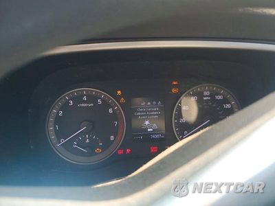 Zdjęcie 9 z 14 samochodu: 2019 HYUNDAI TUCSON SE VIN:KM8J2CA4XKU839307 - miniatura
