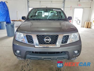 Piąte zdjęcie samochodu w środku: 2016 NISSAN FRONTIER SV VIN:1N6AD0EV3GN714888 - miniatura