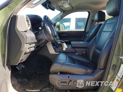 Zdjęcie 7 z 13 samochodu: 2022 TOYOTA TUNDRA SR5 VIN:5TFLA5DA1NX043142 - miniatura