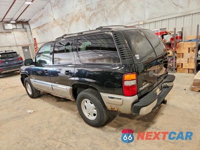 Drugie zdjęcie samochodu z przodu: 2000 GMC YUKON VIN:1GKEK13T9YJ196106 - miniatura