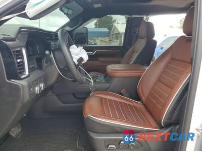 Zdjęcie 7 z 12 samochodu: 2025 GMC SIERRA K2500 DENALI ULTIMATE VIN:1GT4UXEY5SF253778 - miniatura