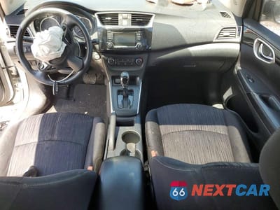 Zdjęcie 8 z 12 samochodu: 2017 NISSAN SENTRA SV VIN:3N1AB7AP3HY229506 - miniatura