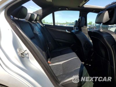 Zdjęcie 10 z 12 samochodu: 2012 MB C30 VIN:WDDGF8BB6CR229797 - miniatura
