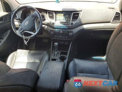 Zdjęcie 8 z 13 samochodu: 2016 HYUNDAI TUCSON LIMITED VIN:KM8J3CA27GU108708 - miniatura