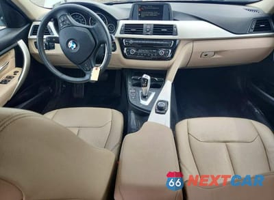 Zdjęcie 8 z 13 samochodu: 2017 BMW 320 XI VIN:WBA8E5G3XHNU43897 - miniatura