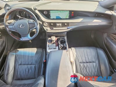 Zdjęcie 8 z 12 samochodu: 2019 LEXUS LS 500 VIN:JTHB5LFF7K5008348 - miniatura