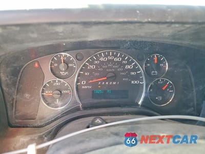 Zdjęcie 9 z 13 samochodu: 2015 GMC SAVANA CUT - BOX TRUCK VIN:1GD373CG3F1131442 - miniatura