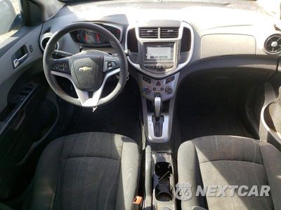 Zdjęcie 8 z 12 samochodu: 2017 CHEVROLET SONIC LT VIN:1G1JD5SG7H4133464 - miniatura