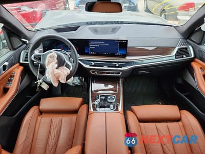 Zdjęcie 8 z 14 samochodu: 2026 BMW X7 XDRIVE40I VIN:5UX23EM03T9378030 - miniatura
