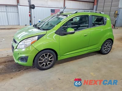 2015 CHEVROLET SPARK 2LT KL8CF6S99FC715255 - główne zdjęcie licytacji z USA - miniatura
