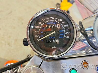 Zdjęcie 7 z 9 samochodu: 2000 HONDA VF750 C VIN:JH2RC4307YM600110 - miniatura