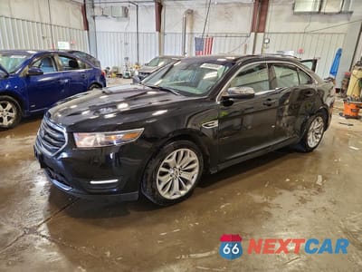 2017 FORD TAURUS LIMITED 1FAHP2F80HG113074 - główne zdjęcie licytacji z USA - miniatura