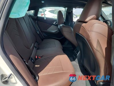 Zdjęcie 10 z 12 samochodu: 2026 BMW 228XI VIN:WBA23GG0XT7T82691 - miniatura