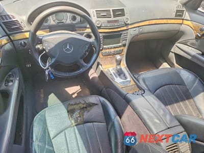 Zdjęcie 8 z 12 samochodu: 2005 MERCEDES-BENZ E 55 AMG VIN:WDBUF76J15A629985 - miniatura