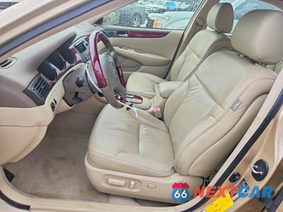 Zdjęcie 7 z 12 samochodu: 2004 LEXUS ES 330 VIN:JTHBA30G845046185 - miniatura