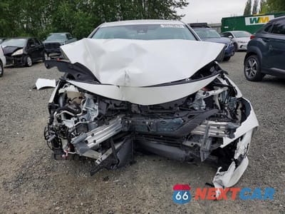 Piąte zdjęcie samochodu w środku: 2020 TOYOTA PRIUS PRIME LIMITED VIN:JTDKARFP6L3149952 - miniatura