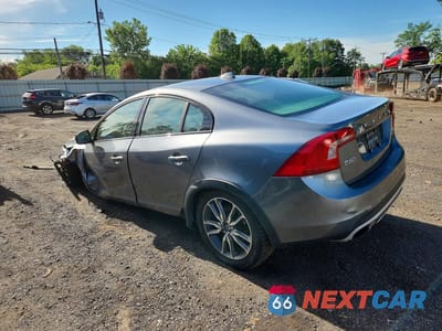 Drugie zdjęcie samochodu z przodu: 2016 VOLVO S60 CROSS COUNTRY T5 VIN:YV4612UM8G2001375 - miniatura